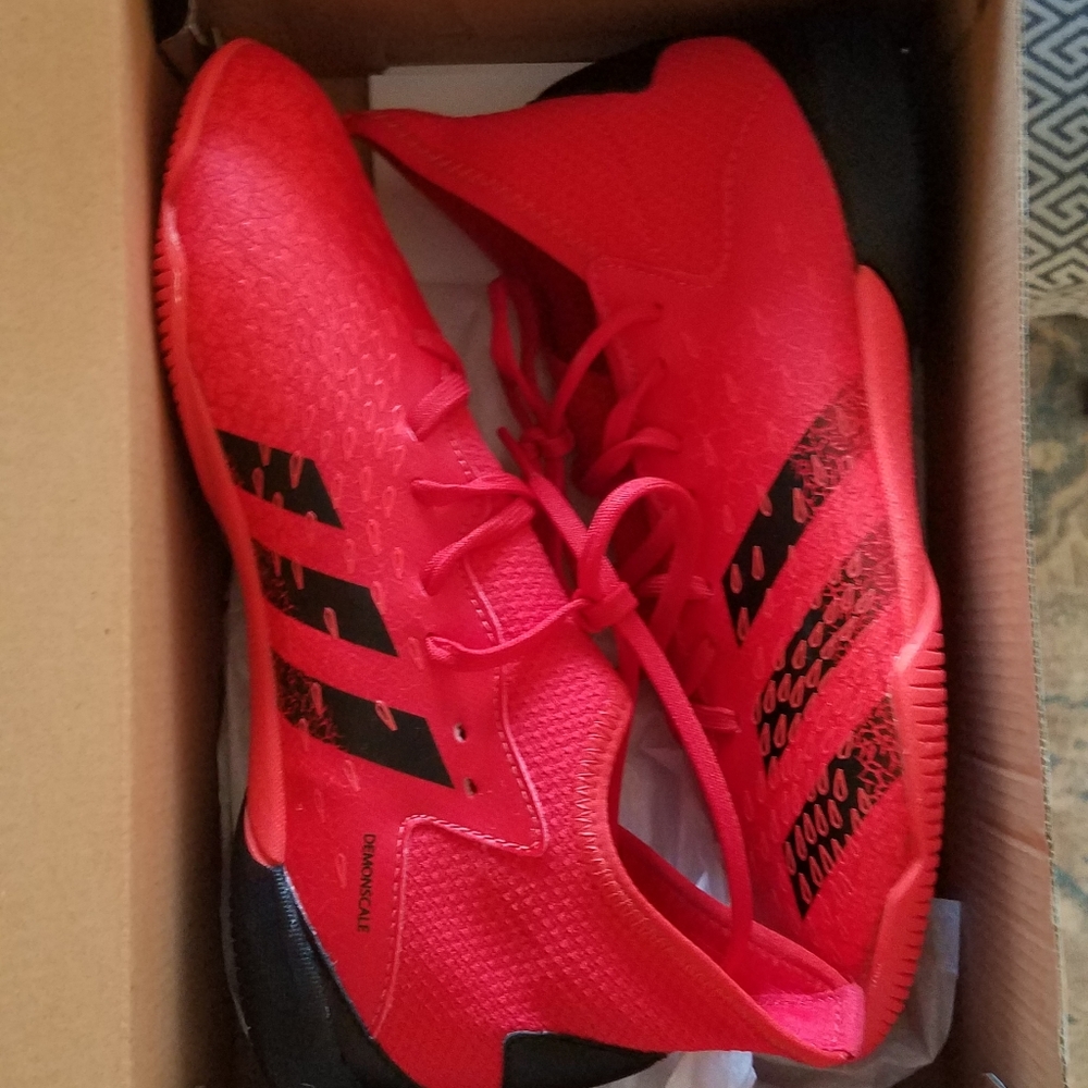 Nike Predator Indoor Soccer Futsal Shoes